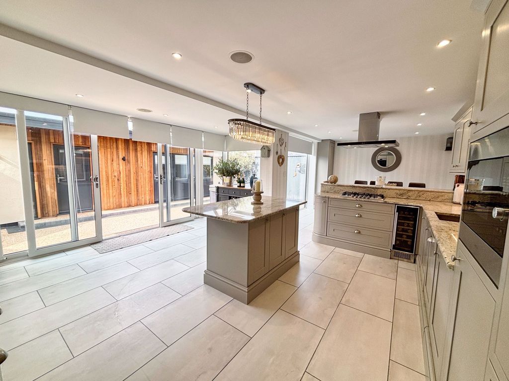 Additional image 6 of 4 bed detached house for saleCarlton Place, Porthcawl CF36