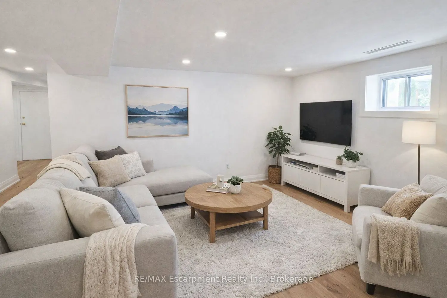 Additional image 14 of 135 Deane Avenue