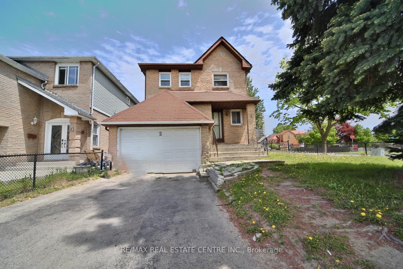 2 Roehampton Crescent, Brampton, ON, L6Y 2R4
