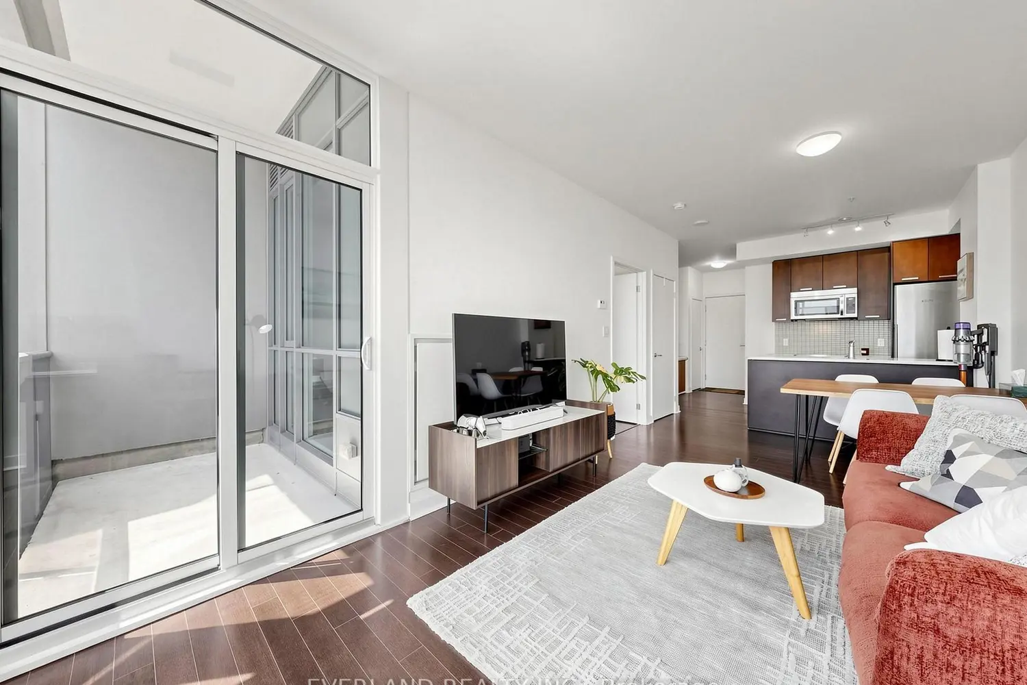 295 Adelaide Street 4508 photo 5