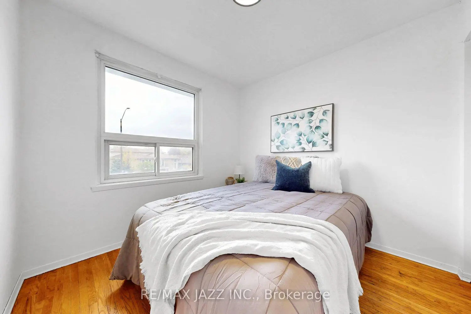Additional image 9 of 1947 Bonnymede Drive