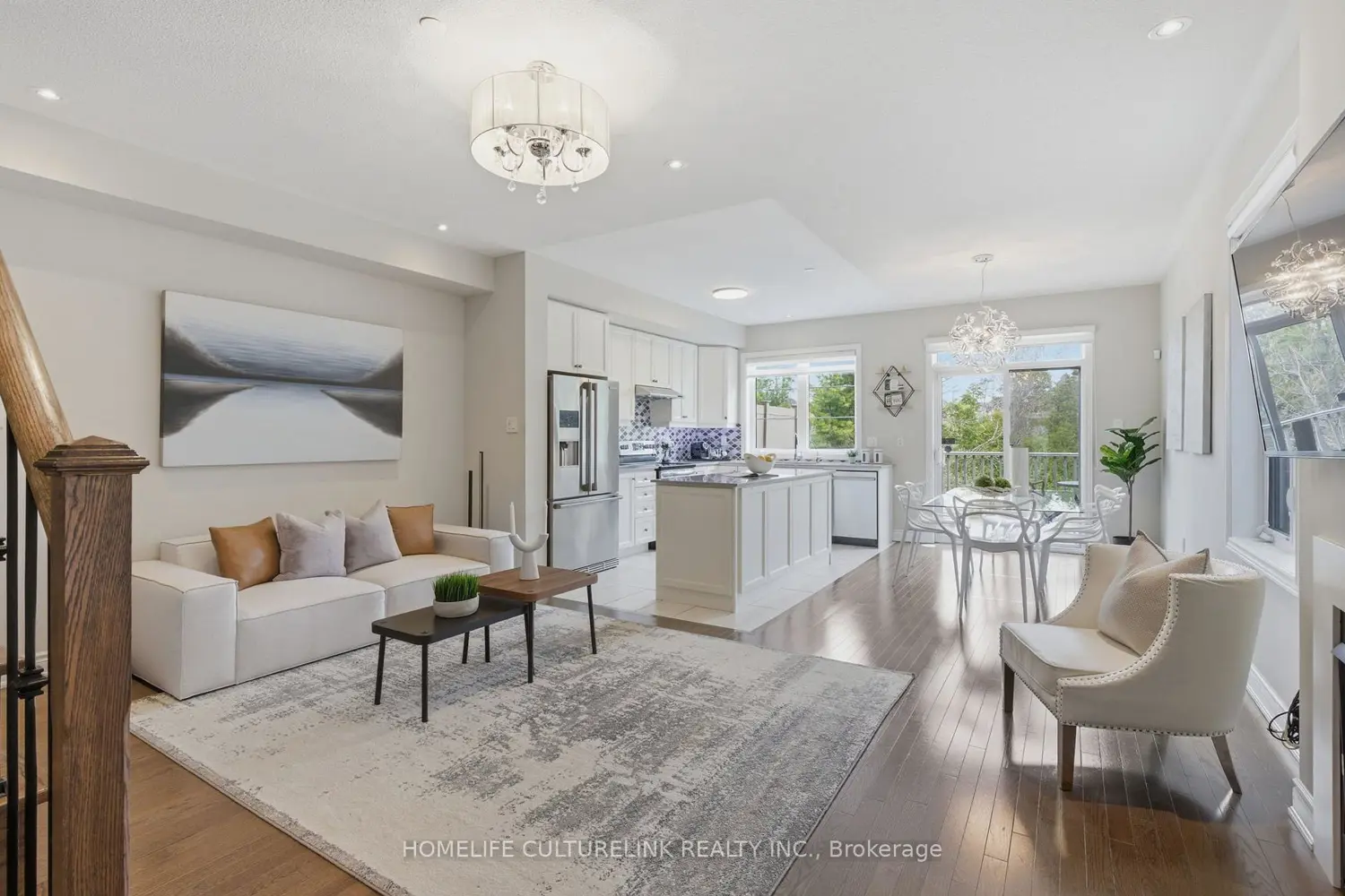 1331 Major Mackenzie Drive 126
