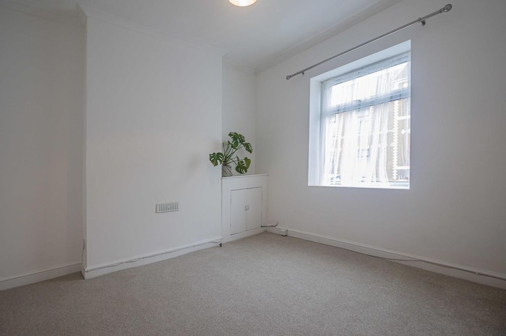 Additional image 2 of 2 bed terraced house to rentHarriet Street, Penarth CF64