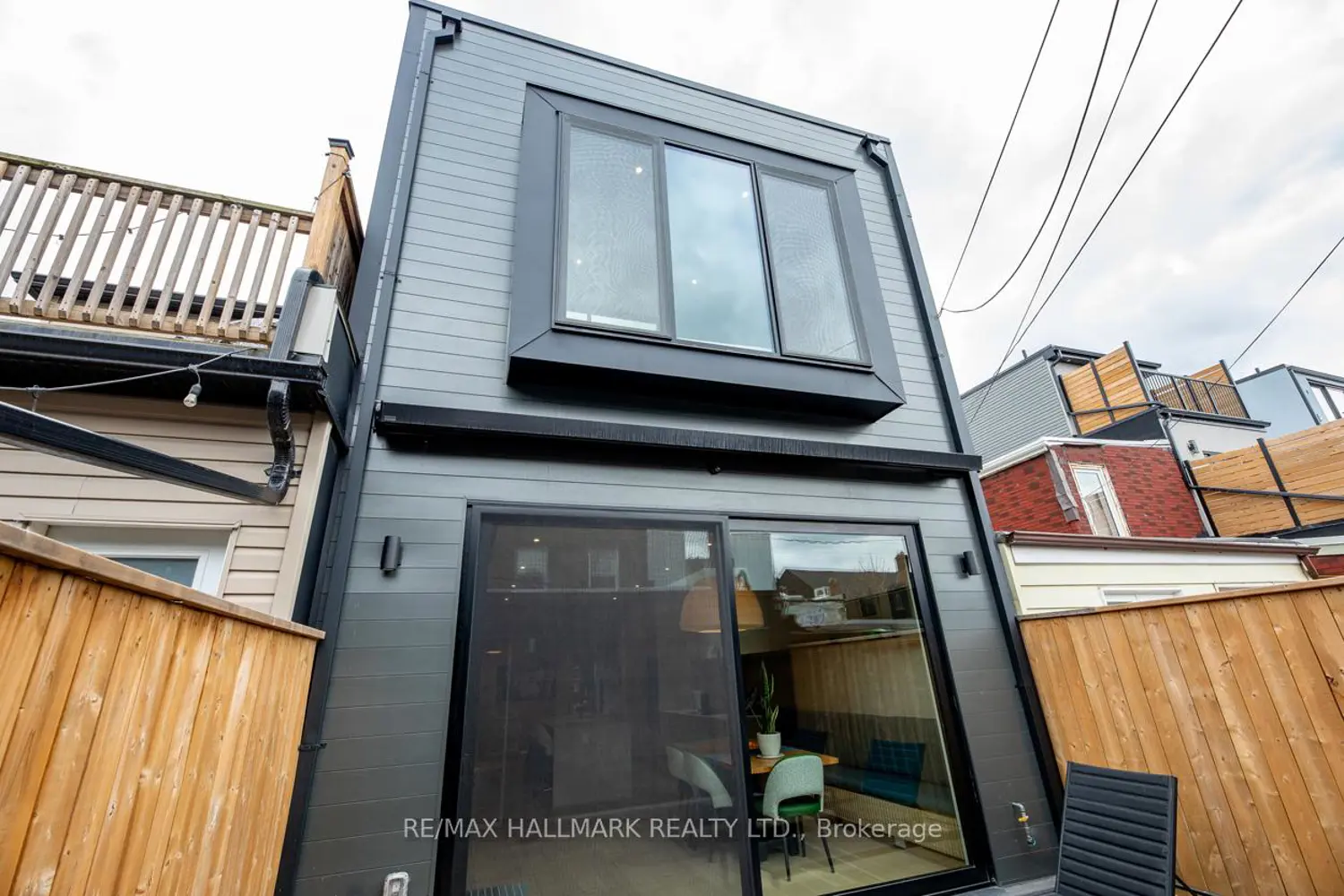 Additional image 19 of 728 Richmond Street