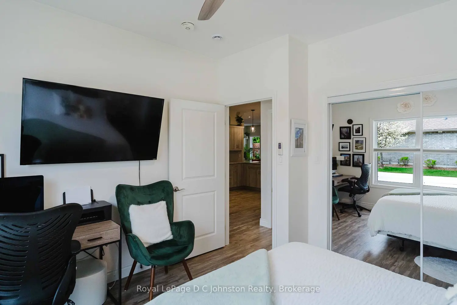 Additional image 4 of 246 Grey Street 3