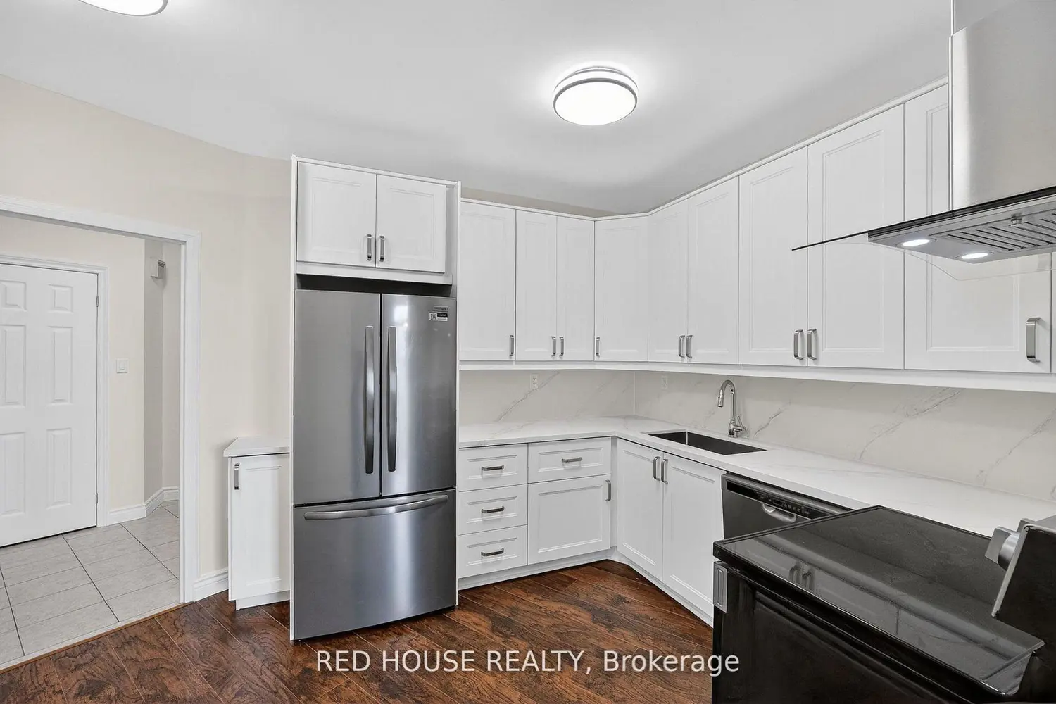 Additional image 7 of 5250 Lakeshore Road 809