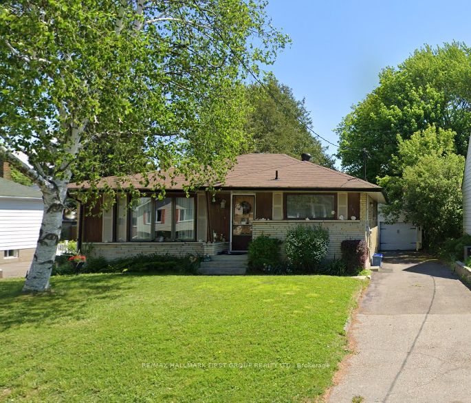 167 Harmony Road N, Oshawa, ON, L1G 6L4