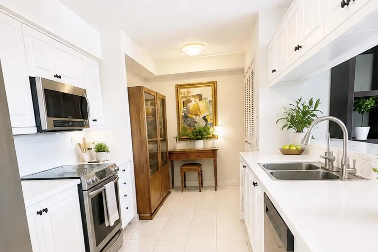 100 Upper Madison Avenue 2601 photo 3