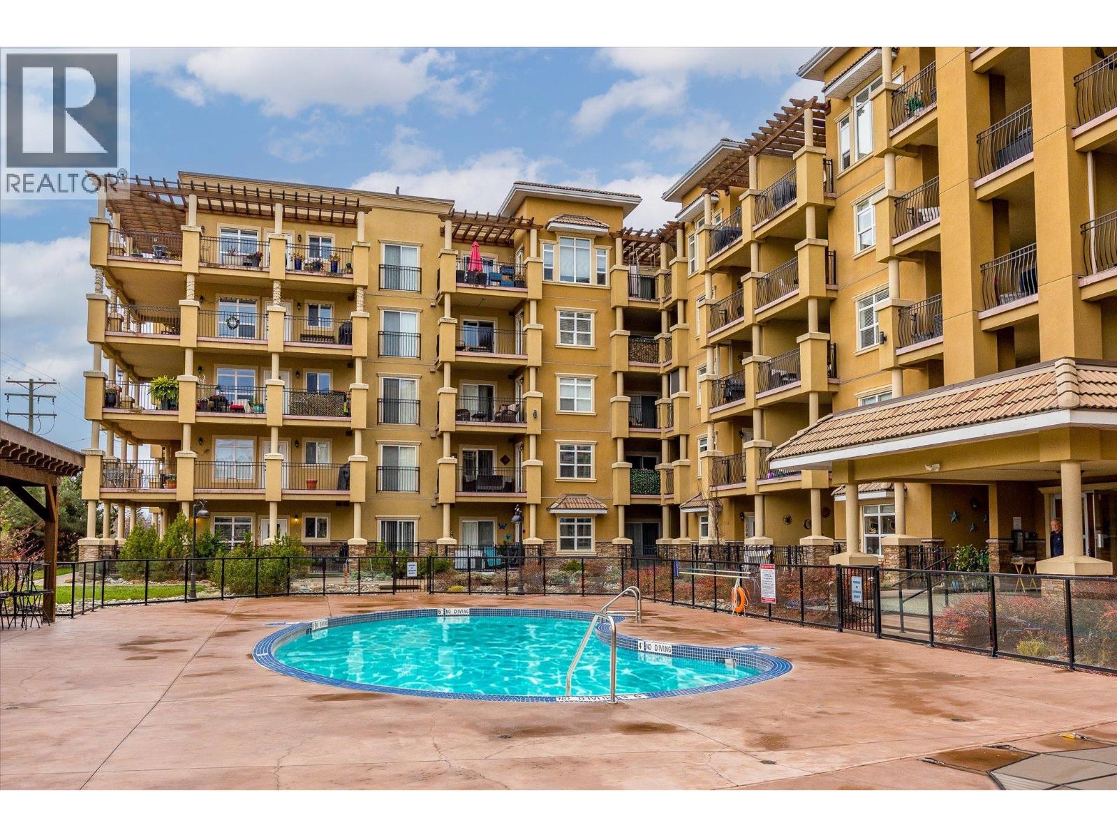 403-2070 Boucherie Road, West Kelowna, BC, V4T2C6