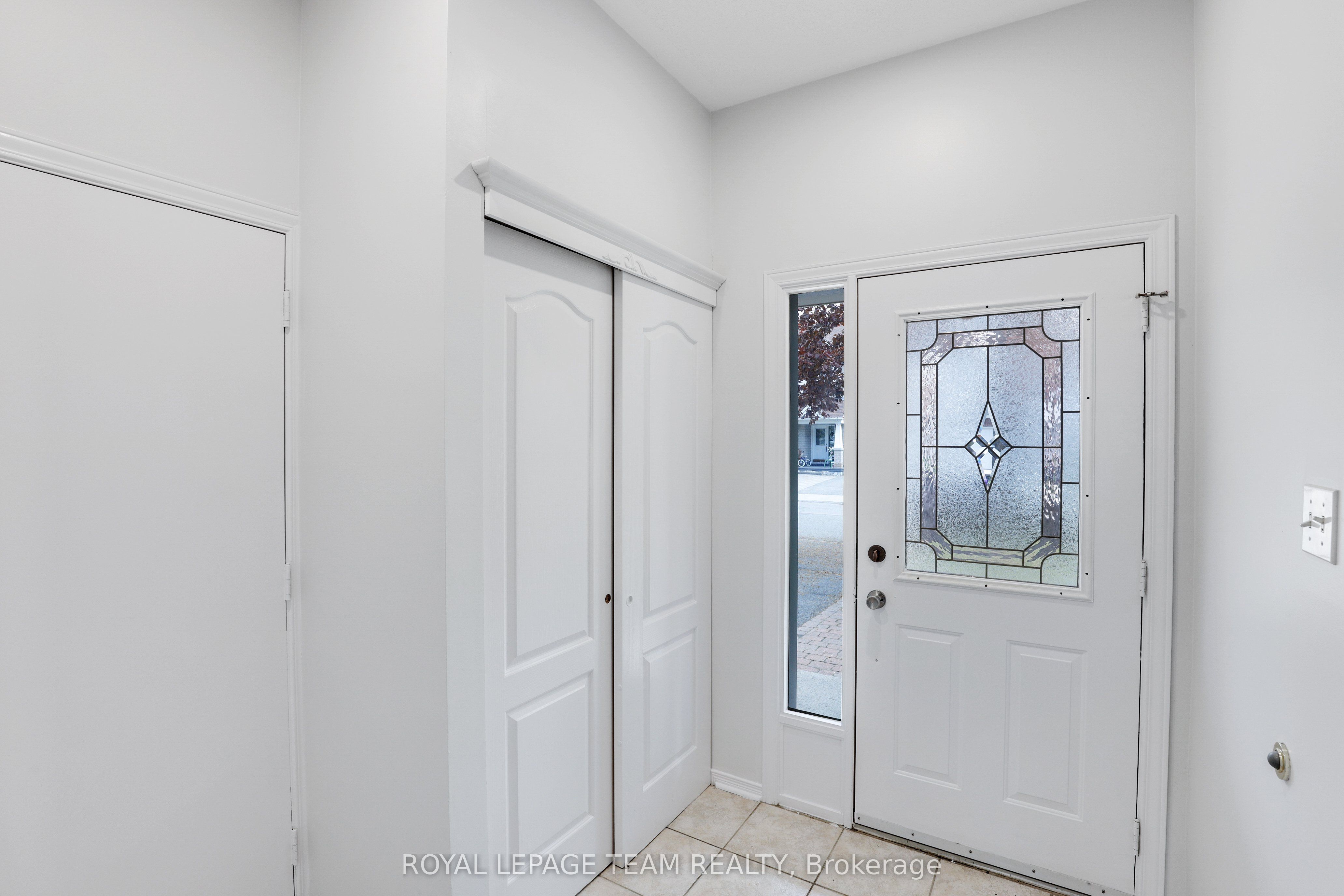 Additional image 3 of 4 Windhurst Drive, Ottawa, ON, K2G 6G7
