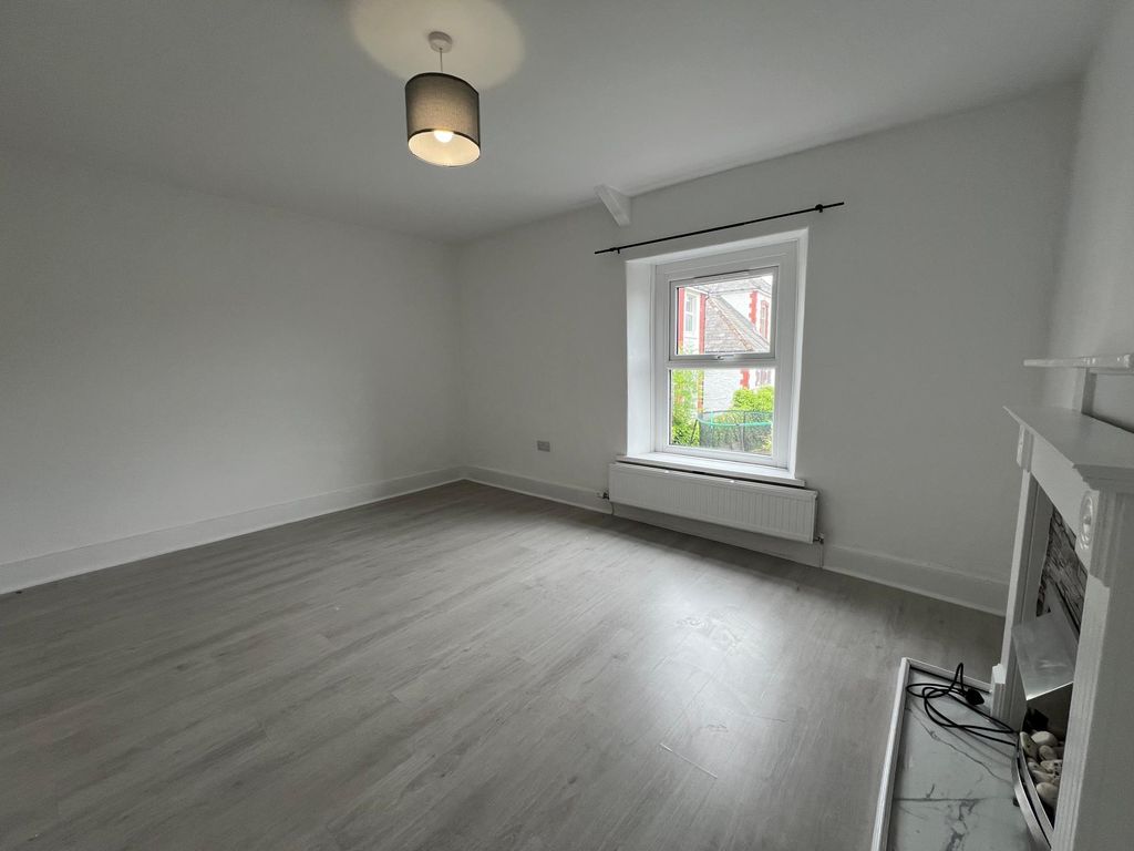 Additional image 12 of 2 bed terraced house to rentTaylor's Row, Neath SA11