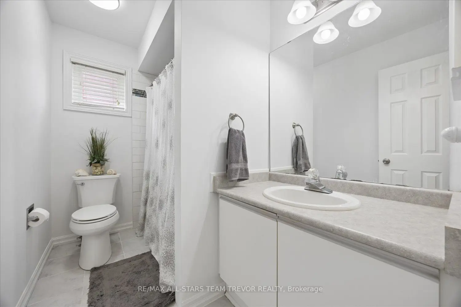 106 Carrick Avenue photo 3