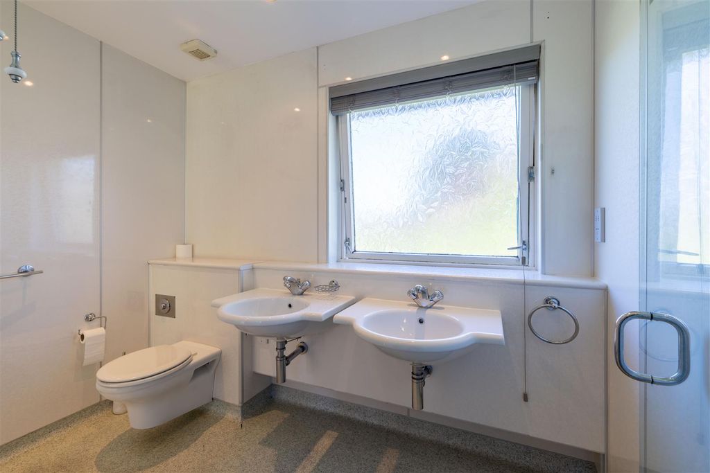 Additional image 22 of 4 bed detached bungalow to rentHeughfield Road, Bridge Of Earn PH2