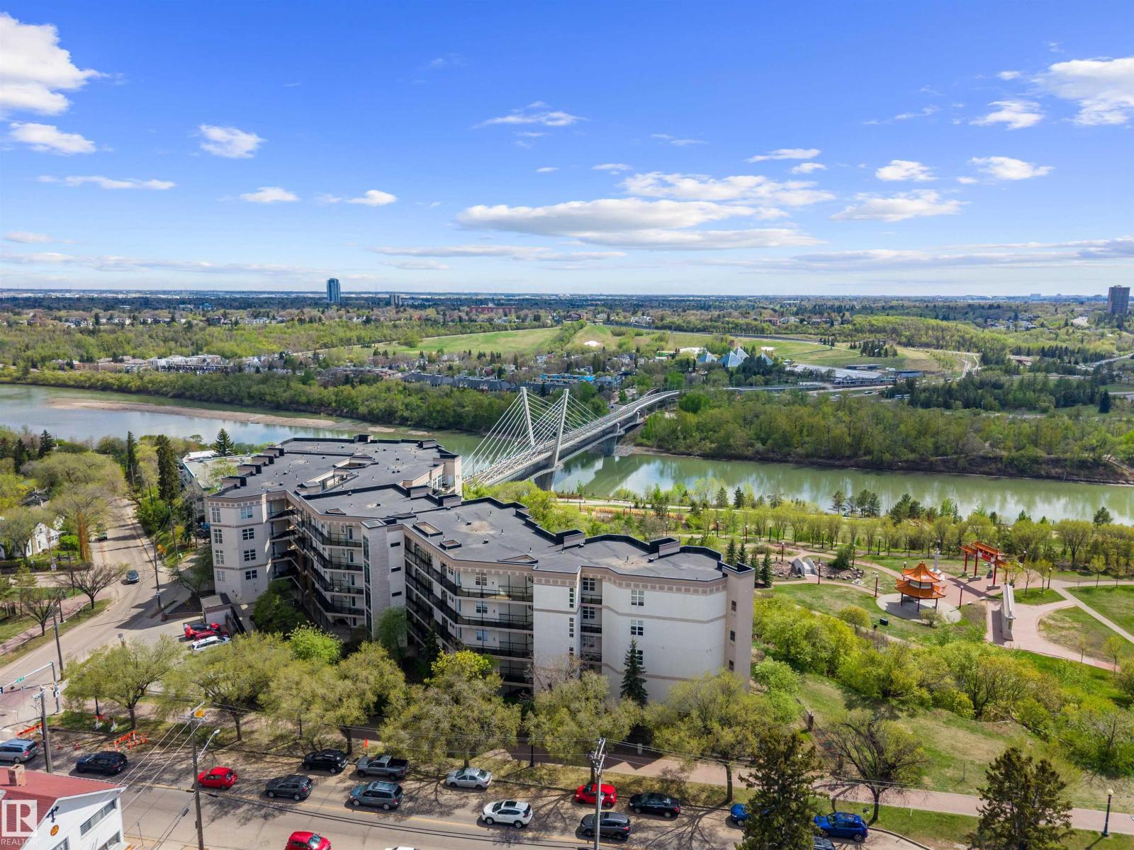 Additional image 2 of 215-9507 101 Avenue NW, Edmonton, AB, T5H4R1