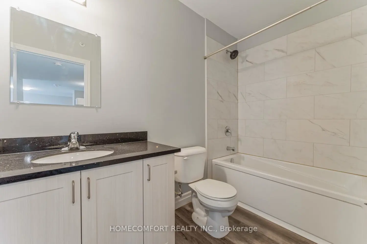 Additional image 17 of 501 Frontenac Street 418