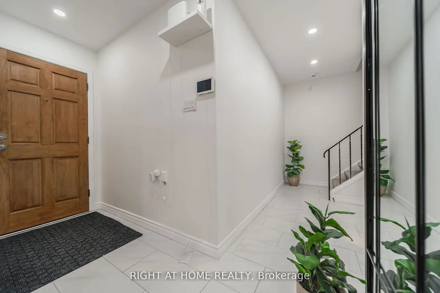 Additional image 9 of 12 Lace Fernway Way
