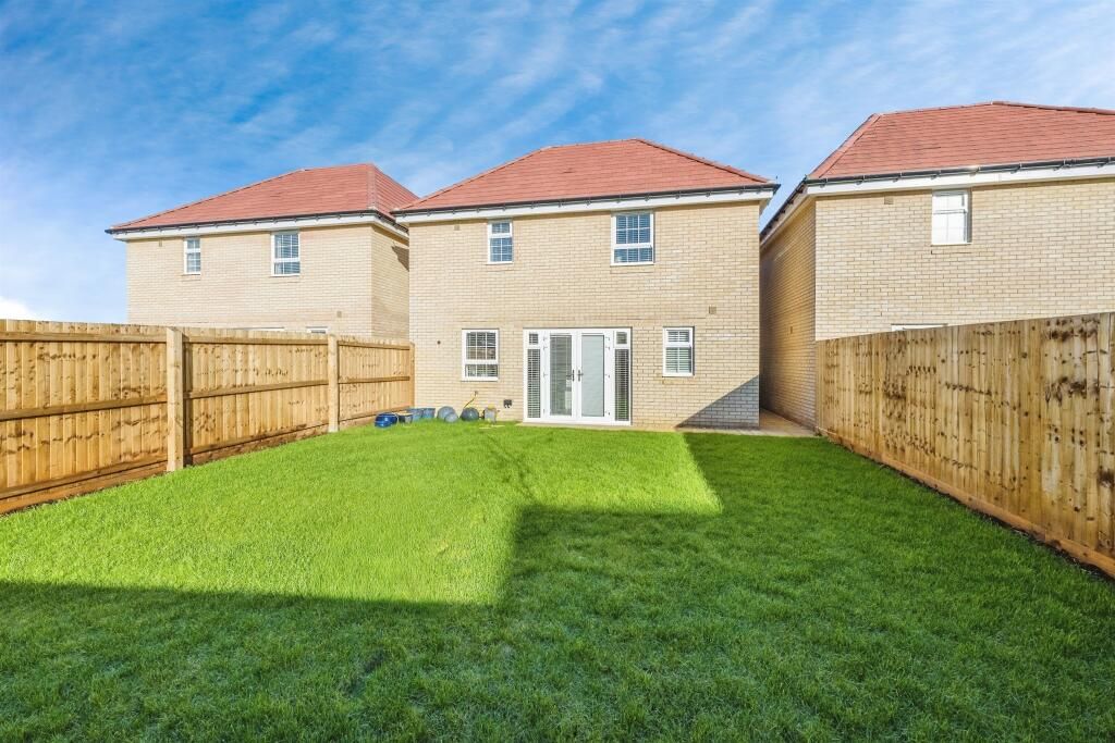 Additional image 11 of 3 bed property to rentLulworth Place, Peterborough PE7