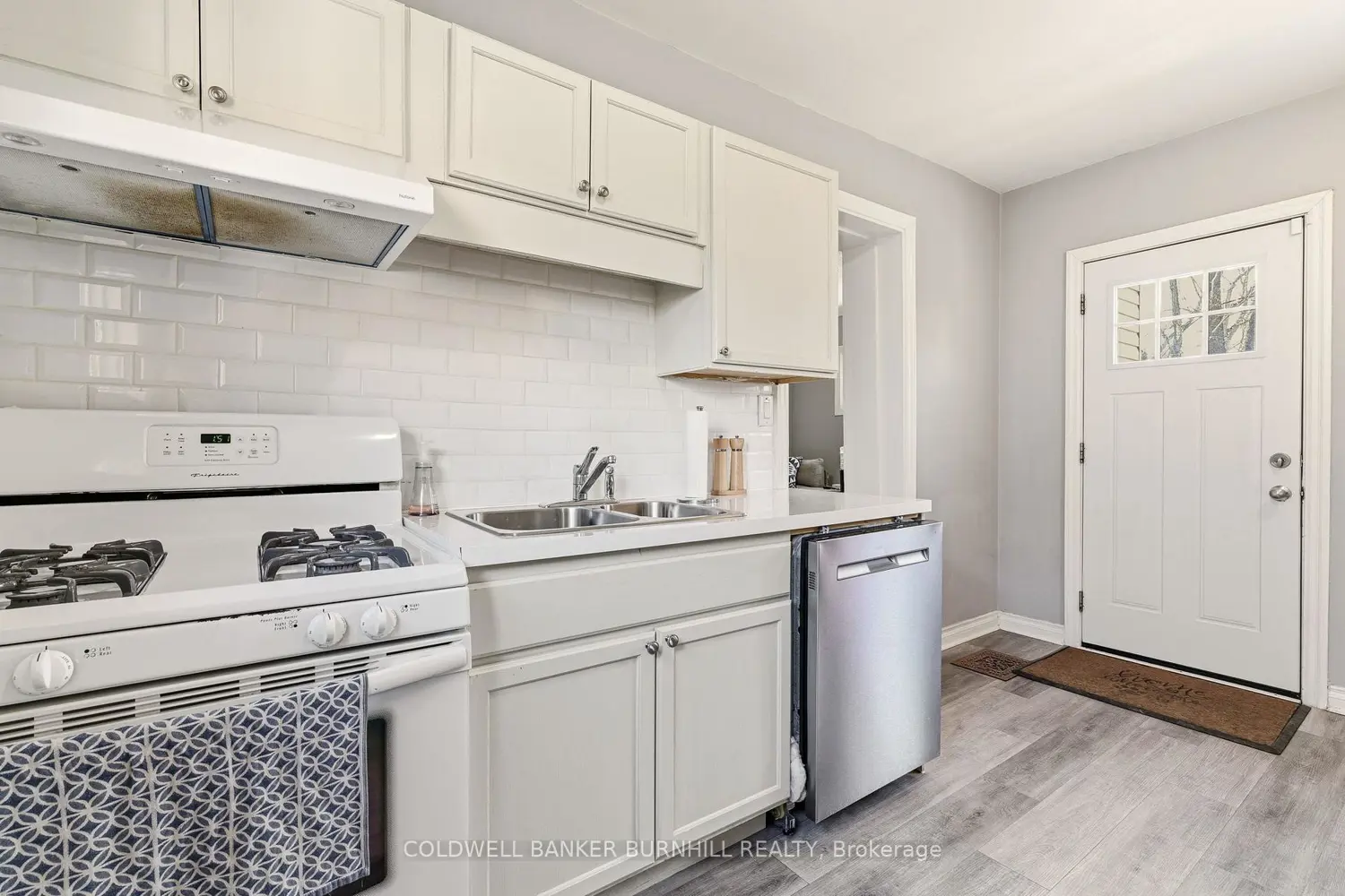 Additional image 8 of 35 Dundas Street