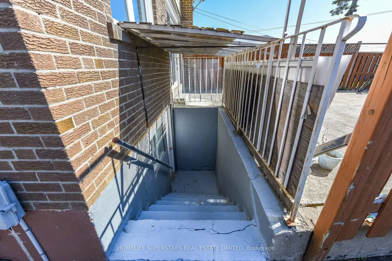 Additional image 17 of 3280 Clara Drive