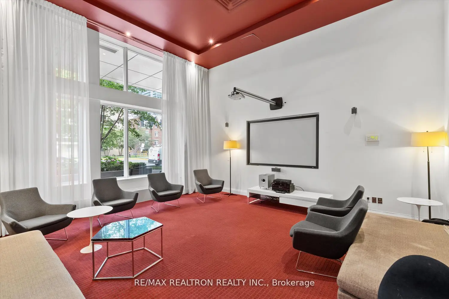 Additional image 14 of 83 Redpath Avenue 1101