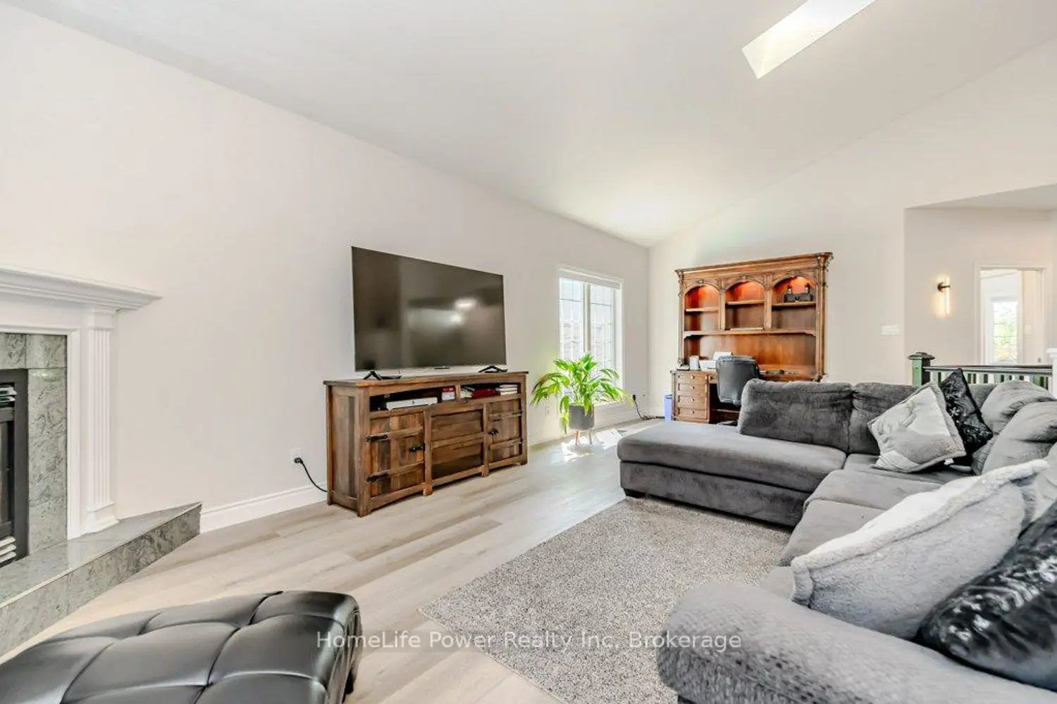16 Elderberry Court photo 5