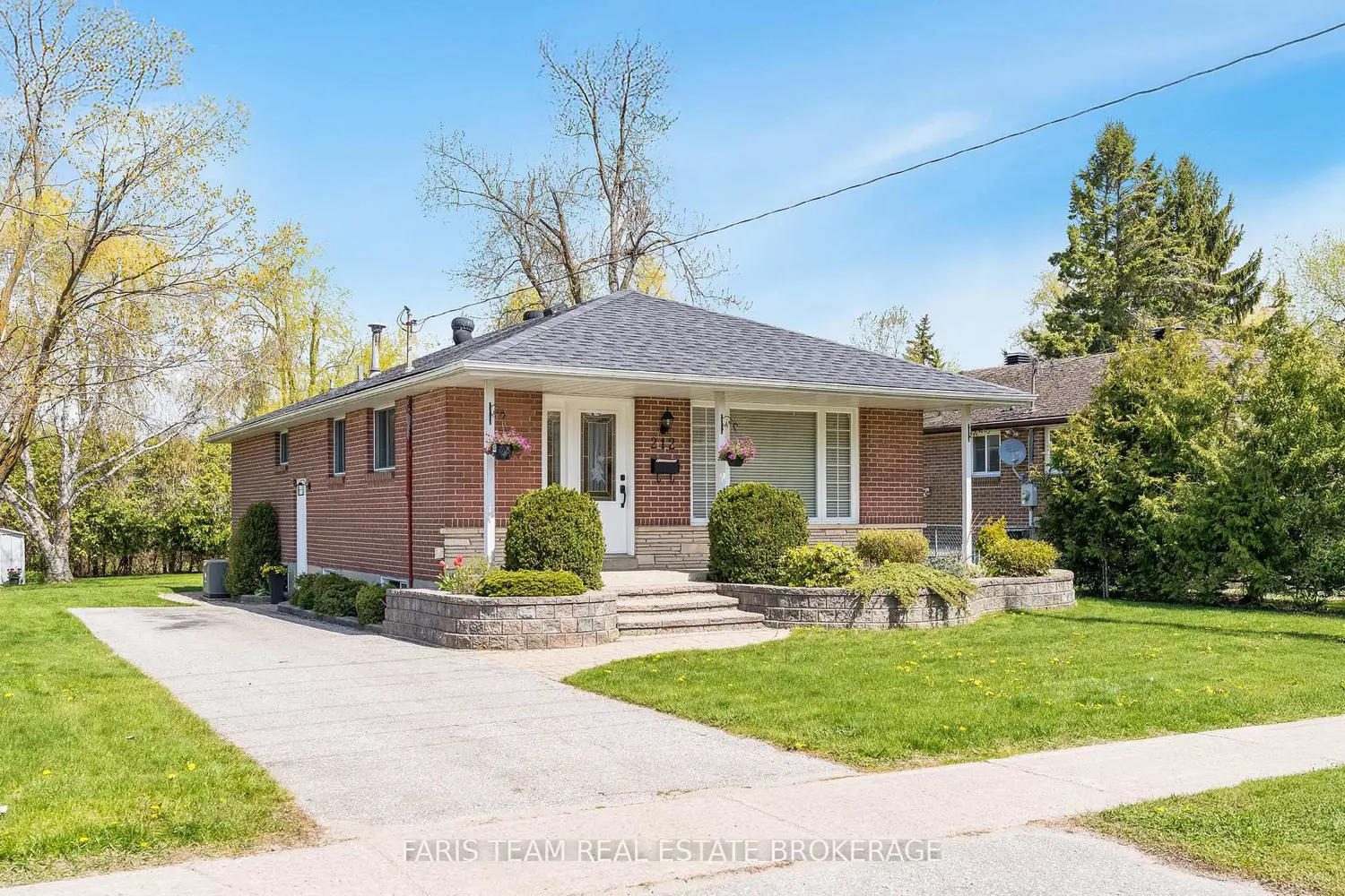 212 Grove Street