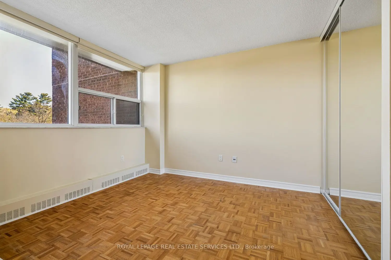 Additional image 12 of 3501 Glen Erin Drive 311