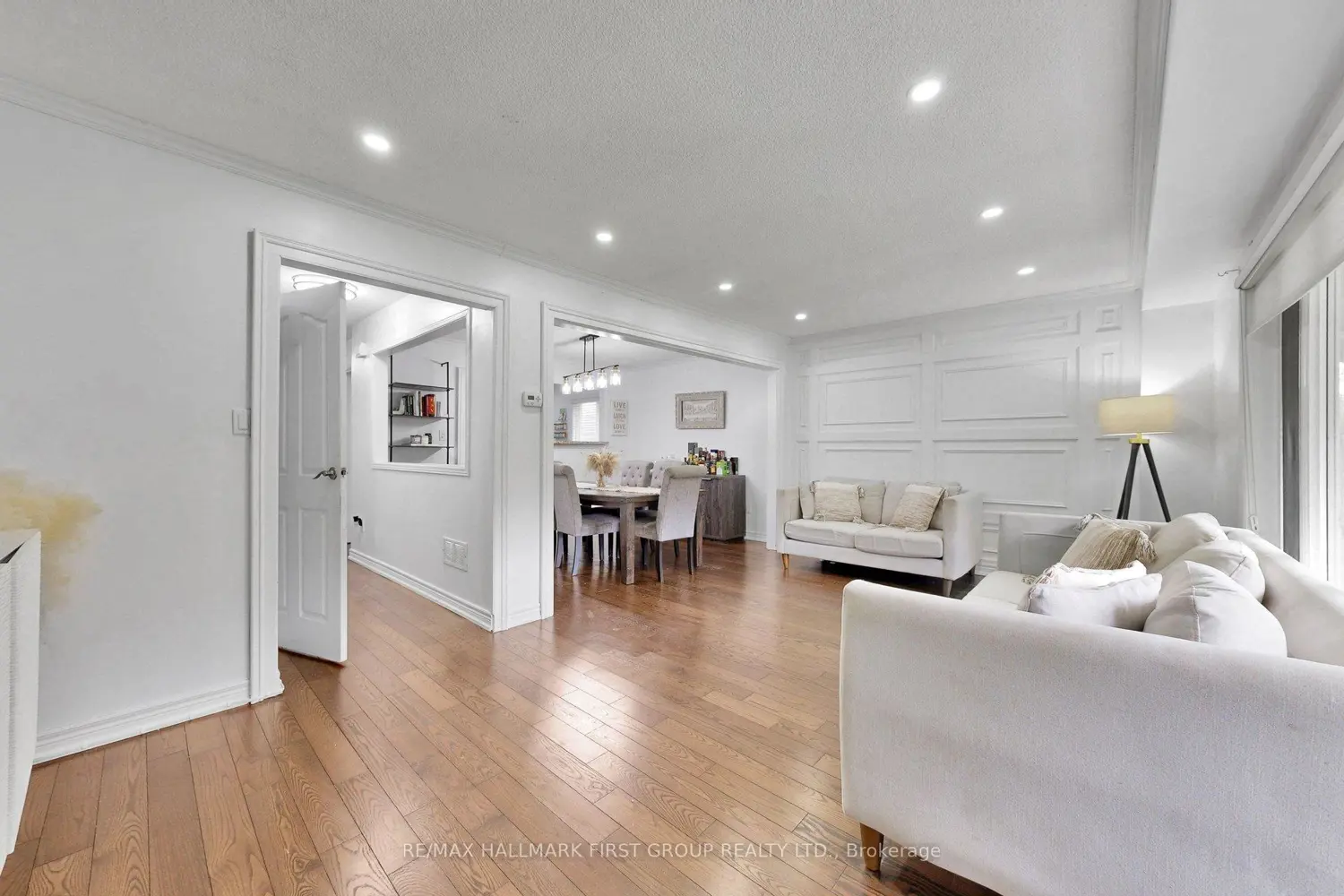 Additional image 2 of 504 Camelot Drive