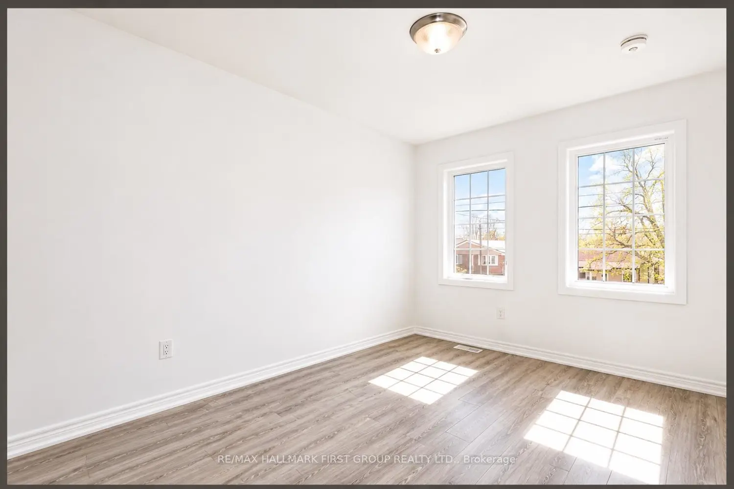 Additional image 11 of 322 East Street
