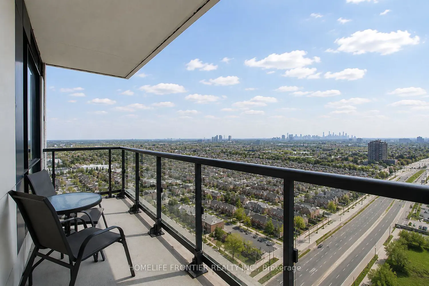 Additional image 7 of 7950 Bathurst Street 2310