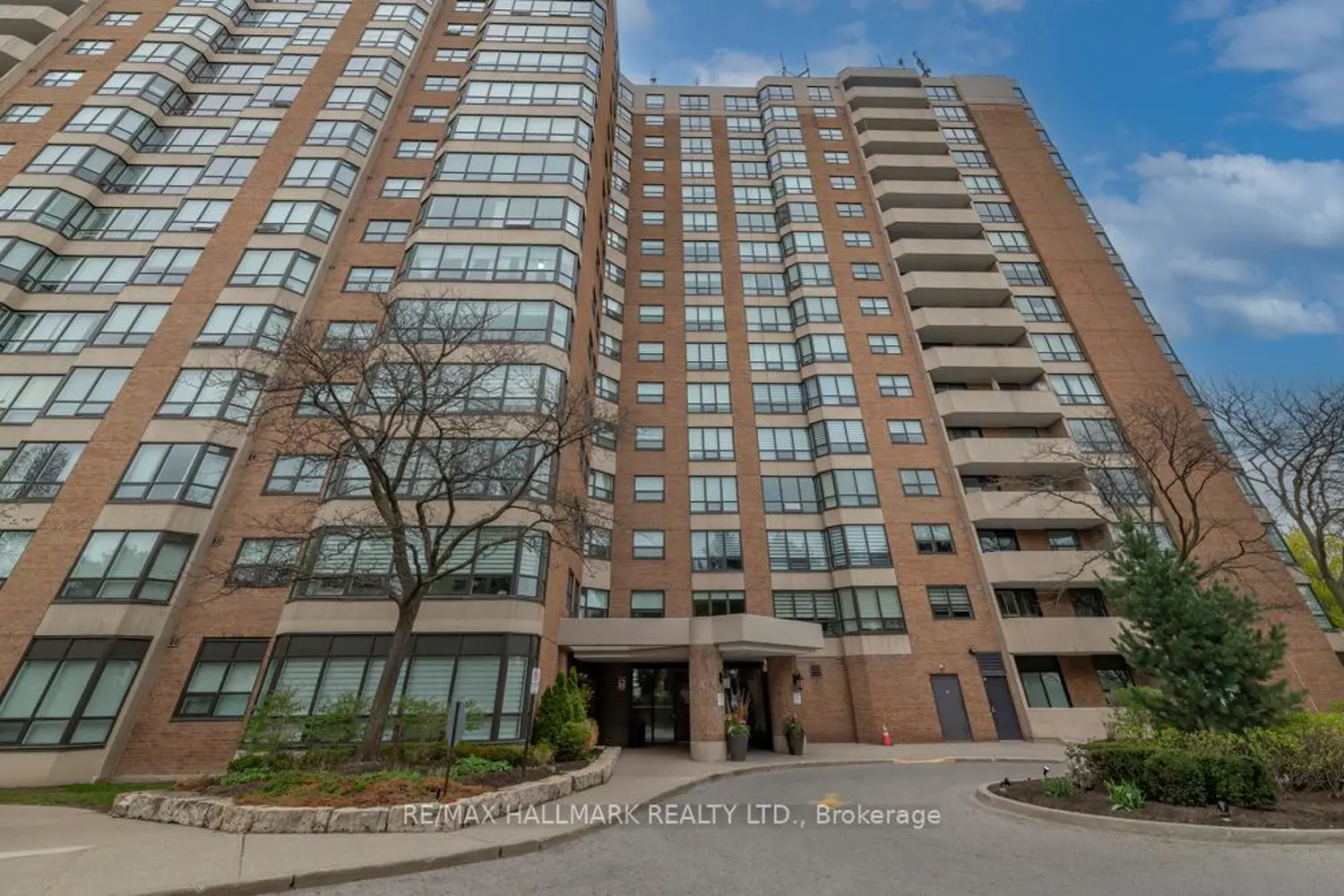 Additional image 14 of 7601 Bathurst Street 1004