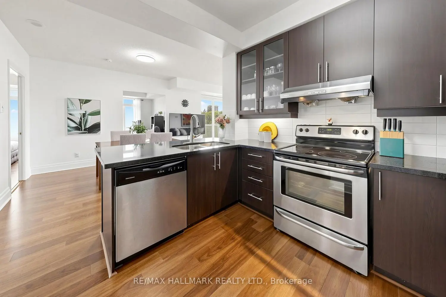Additional image 13 of 151 Upper Duke Crescent 203