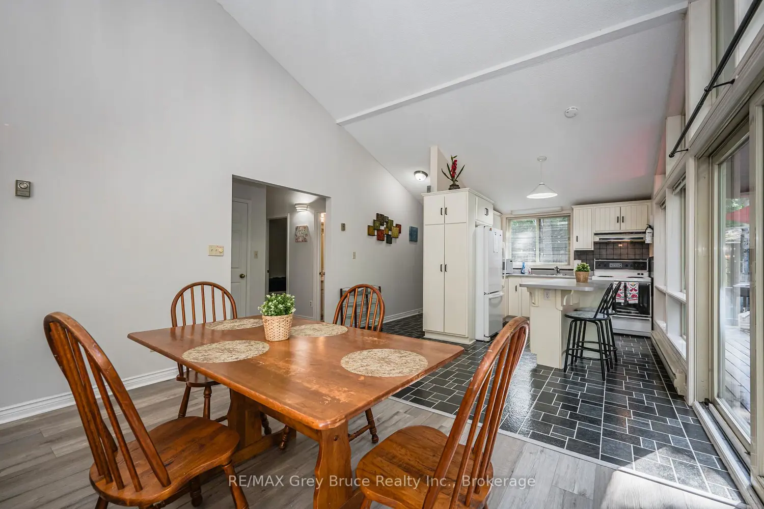 Additional image 4 of 66 Harpur Drive