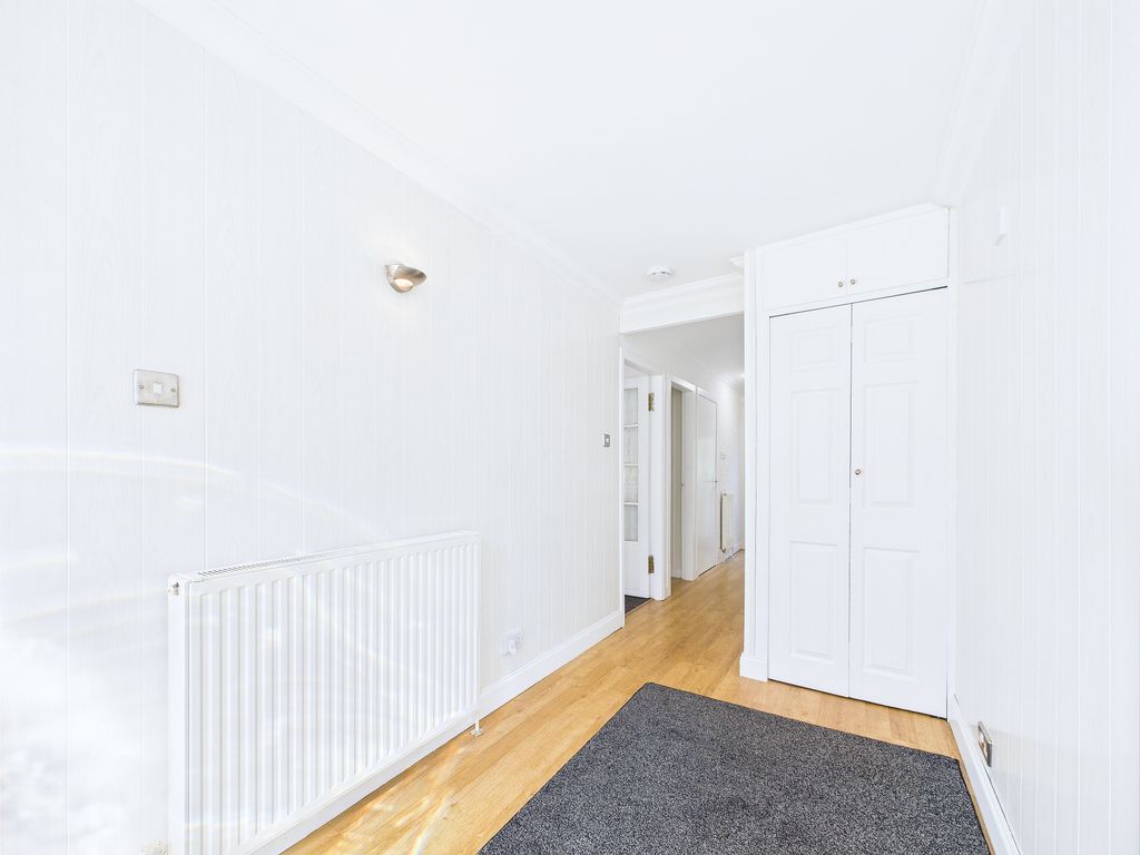 Additional image 2 of 3 bed terraced house to rentCarnoustie Crescent, East Kilbride G75