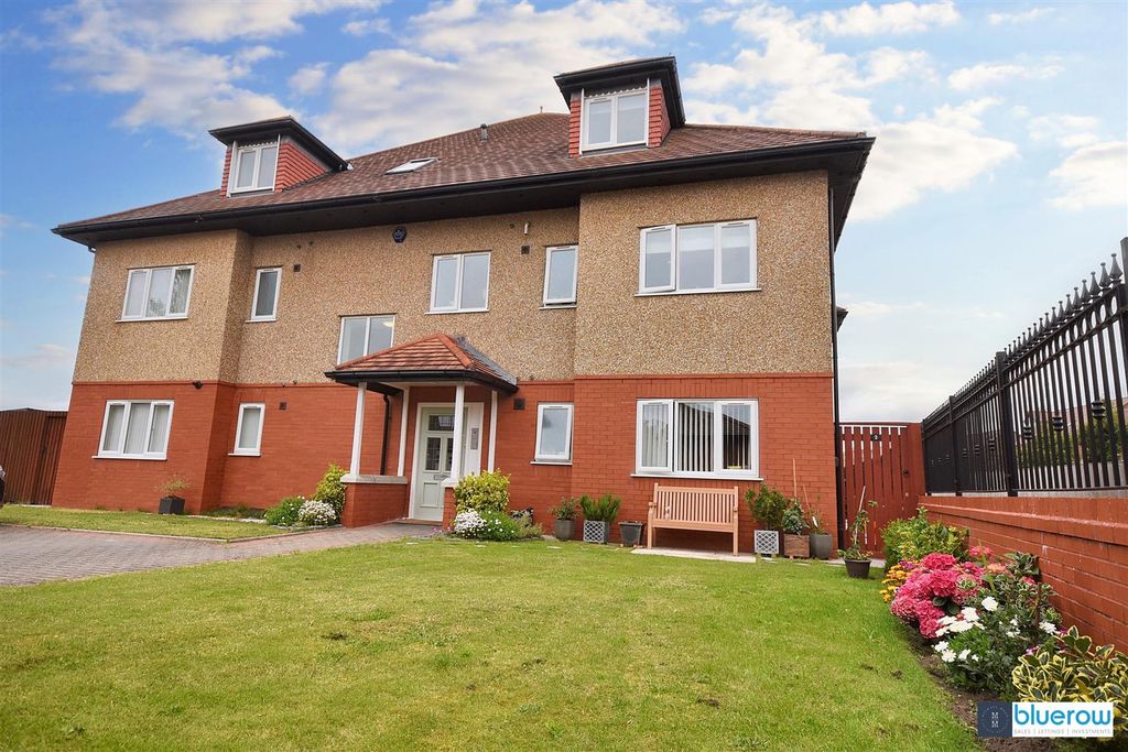 Additional image 18 of 4 bed flat to rentHall Road West, Liverpool L23