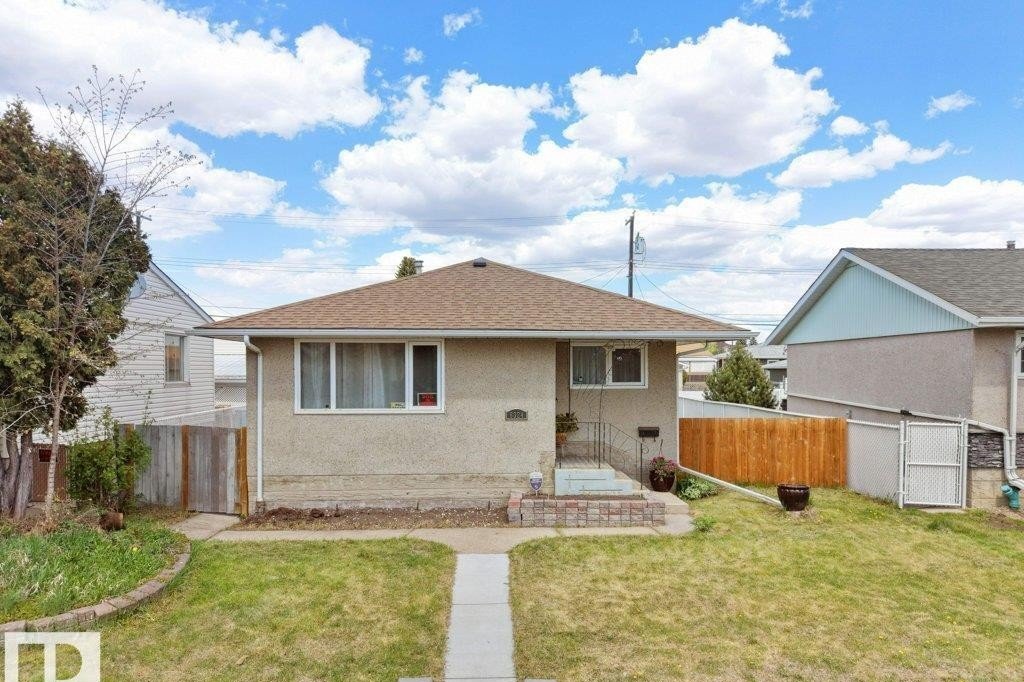 Additional image 8 of 6324 132 Avenue NW, Edmonton, AB, T5A0J7