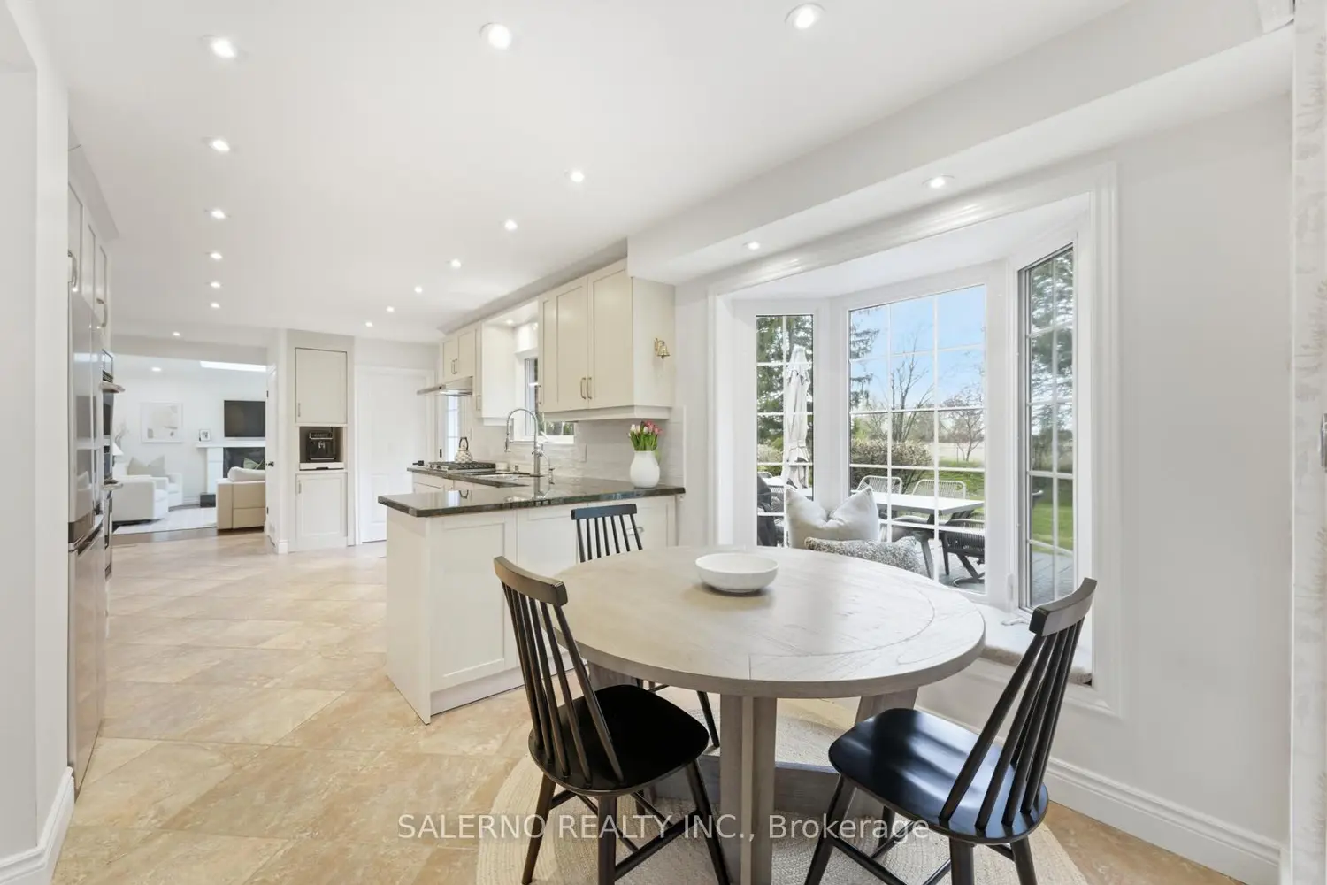 Additional image 6 of 8 Simon Henry Avenue