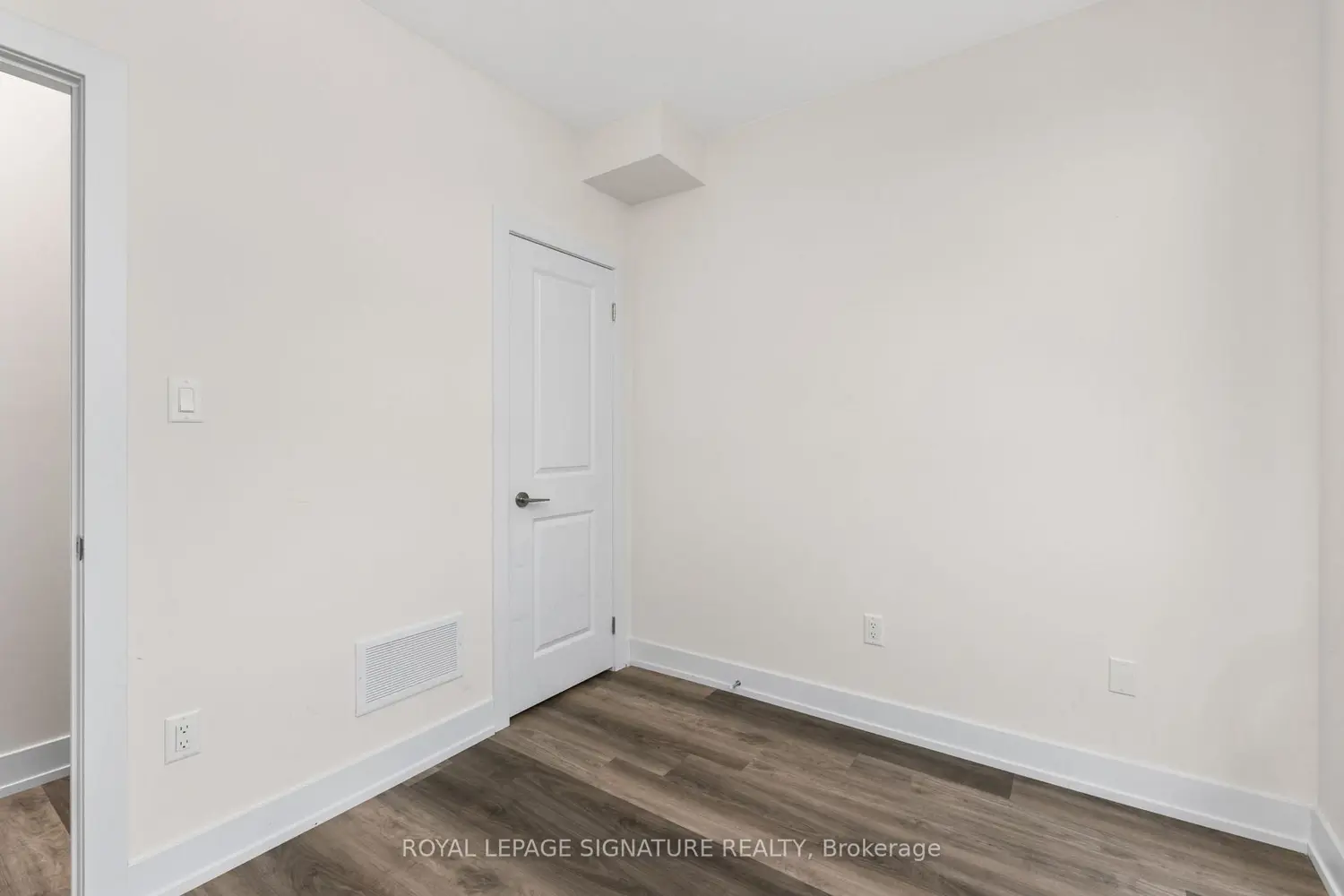 Additional image 11 of 12860 Yonge Street 9