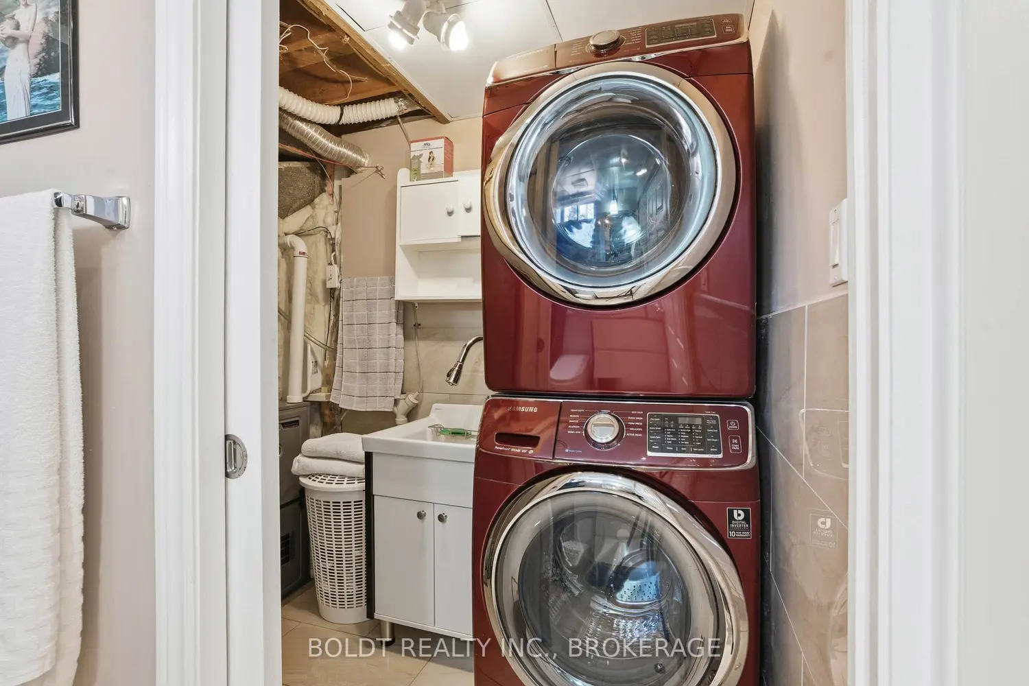 Additional image 8 of 628 Vine Street