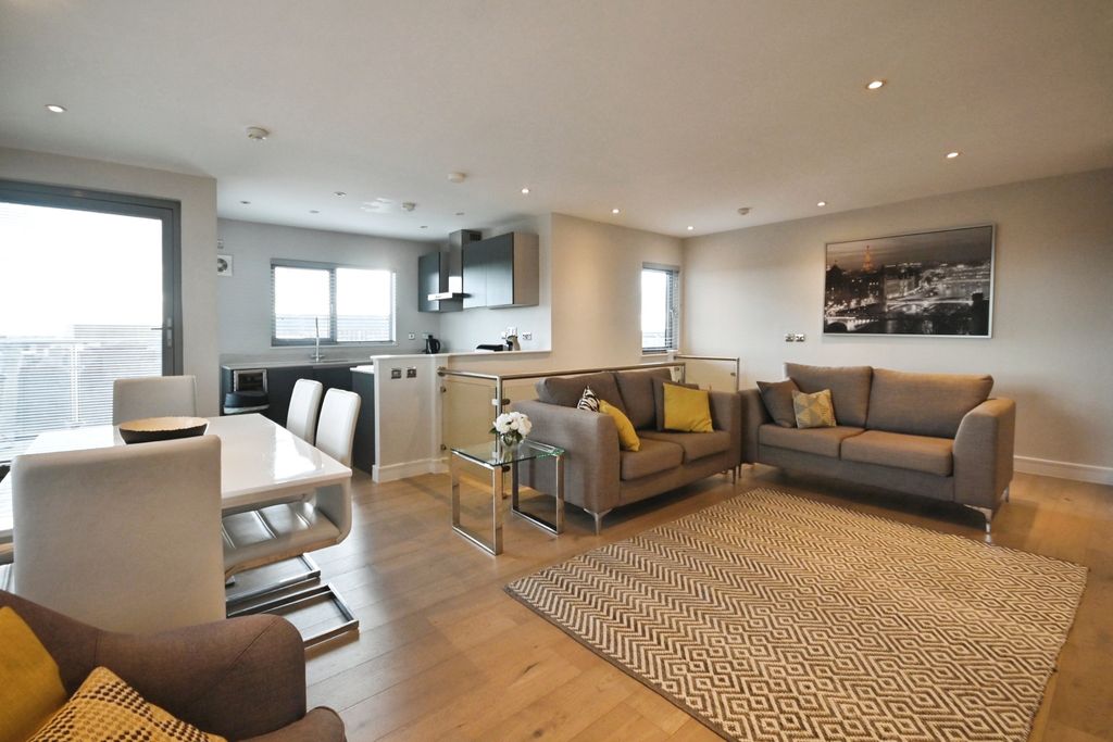 Additional image 2 of 2 bed flat to rentGeneva House, Peterborough PE1