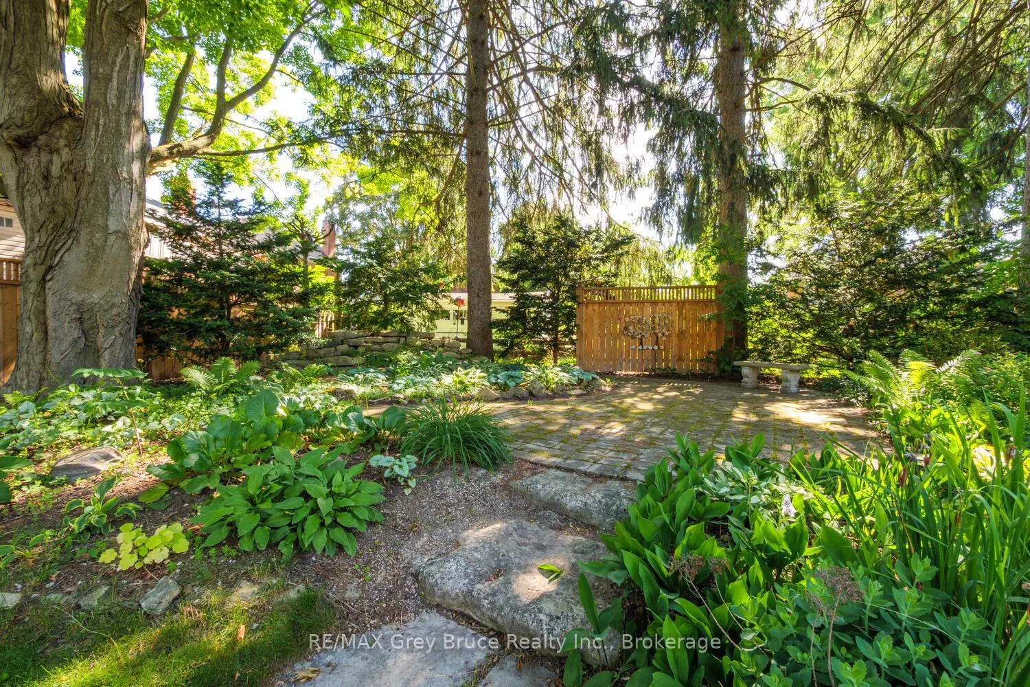 Additional image 17 of 1075 4Th Avenue