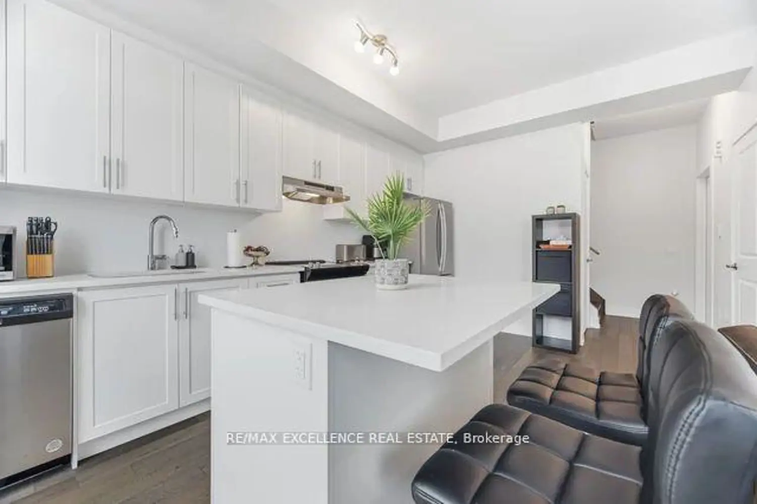 Additional image 7 of 9560 Islington Avenue 214