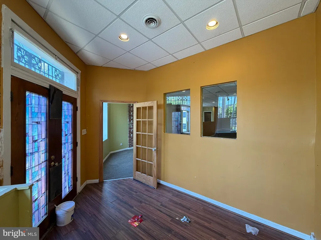 Additional image 21 of 420-430 Merryman Ln, Baltimore, MD 21218