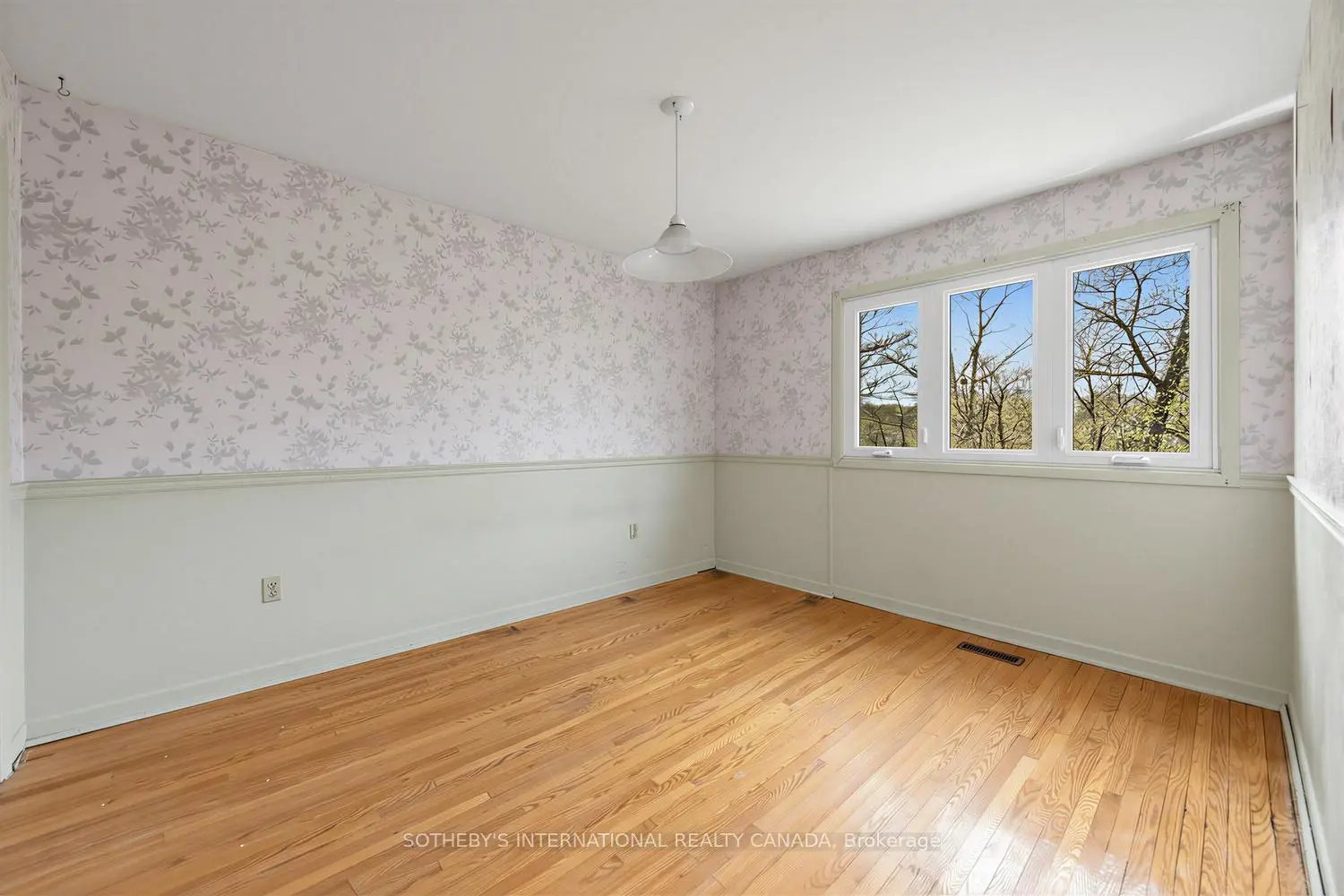 Additional image 17 of 80 Ben Machree Drive