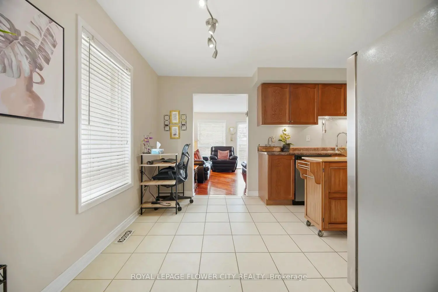 1248 Newell Street photo 4