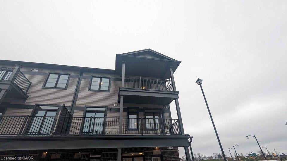 4 Oat Lane, Kitchener, ON, N2R 1R7