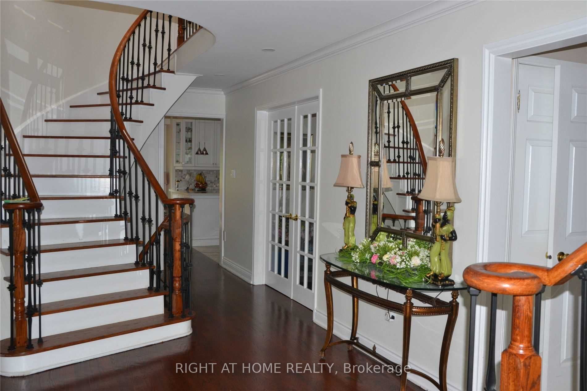 Additional image 2 of 4497 Tavistock Court, Mississauga, ON, L5M 4G7