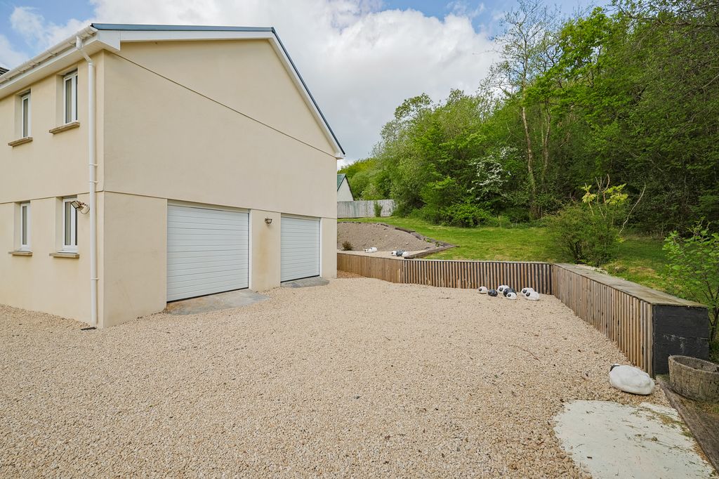 Additional image 37 of 6 bed detached house for saleLlandeilo Road, Gorslas, Llanelli SA14