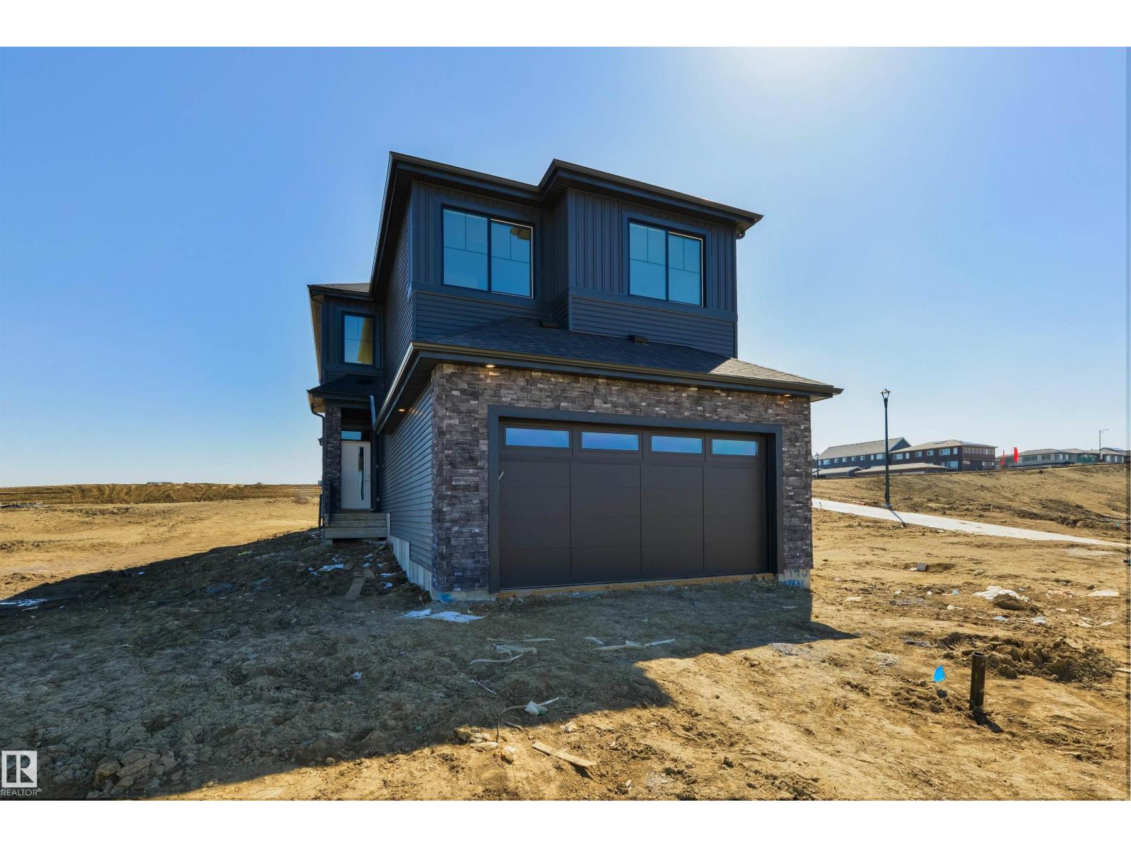 Additional image 2 of 1443 Osprey Court NW, Edmonton, AB, T5S0H7