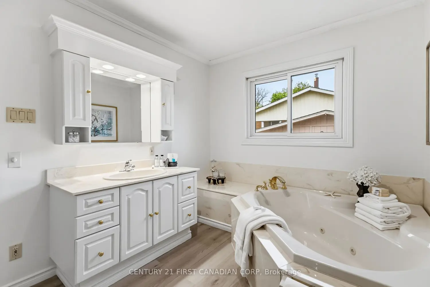 Additional image 10 of 685 Ladybrook Crescent